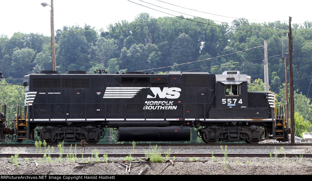 NS 5574